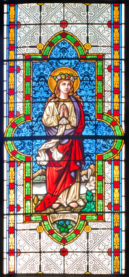 Fenster "St. Regiswinda" in der Pfarrkirche Mariä Himmelfahrt, Elfershausen Fenster "St. Regiswinda" in der Pfarrkirche Mariä Himmelfahrt, Elfershausen