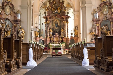 Innenraum der Pfarrkirche Mariä Himmelfahrt, Fuchsstadt