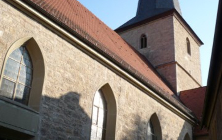 Außenansicht der Pfarrkirche St. Jakobus, Machtilshausen Außenansicht der Pfarrkirche St. Jakobus, Machtilshausen