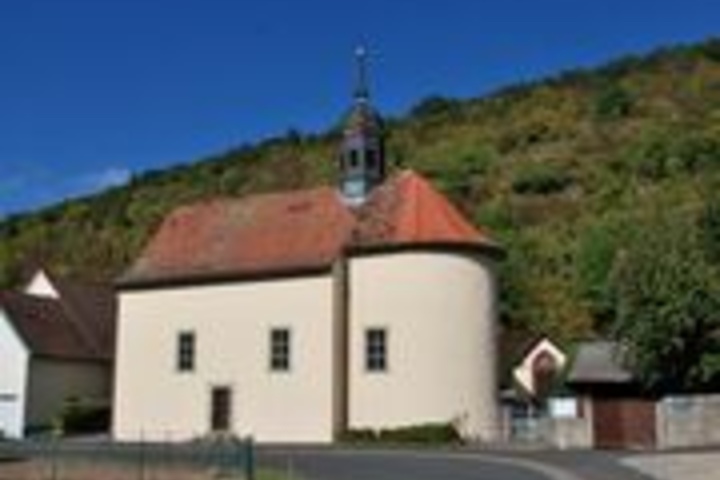 Außenansicht der Kirche St. Valentin, Engenthal