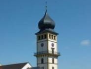 Außenansicht der Pfarrkirche St. Vitus Langendorf